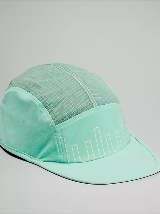 lululemon athletica Accessories - Lululemon Drawcord Hiking Cap
Wild Mint/Dewy size L/XL